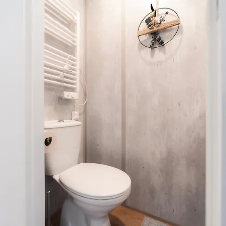 Tiny House Mit Terrasse Und Garten In Altstadtnaehe Inkl Parkplatz Σπίτι διακοπών