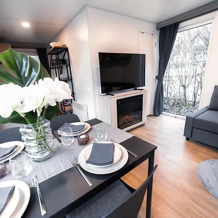 Tiny House Mit Terrasse Und Garten In Altstadtnaehe Inkl Parkplatz Сasa de vacaciones *