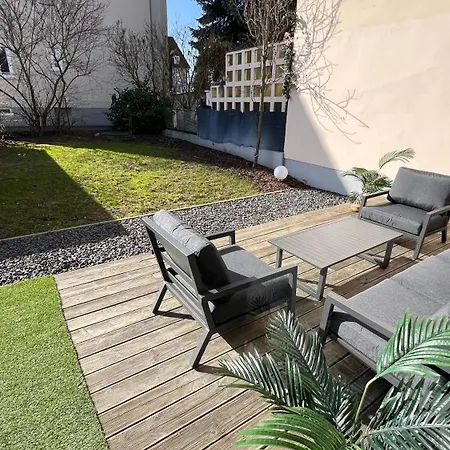 Ferienhaus Tiny House Mit Terrasse Und Garten In Altstadtnähe Inkl Parkplatz *