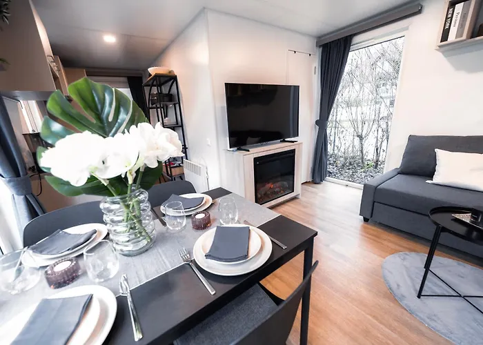 Tiny House Mit Terrasse Und Garten In Altstadtnaehe Inkl Parkplatz 別荘 *