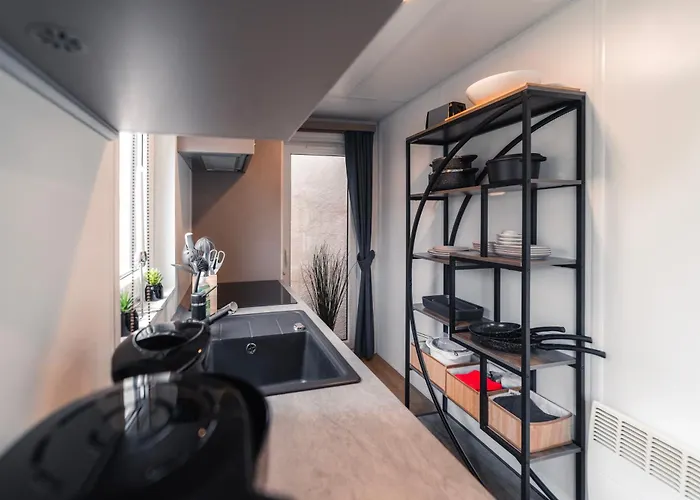 Tiny House Mit Terrasse Und Garten In Altstadtnaehe Inkl Parkplatz * ヴァイデン