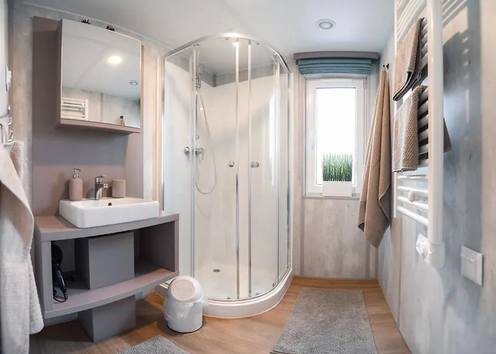 Tiny House Mit Terrasse Und Garten In Altstadtnaehe Inkl Parkplatz 別荘 *